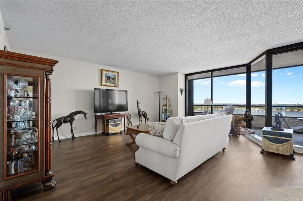 100 Lakeshore Drive #1854 North Palm Beach, FL 33408
