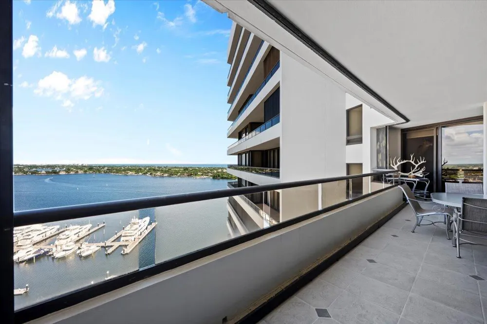100 Lakeshore Drive #1854 North Palm Beach, FL 33408