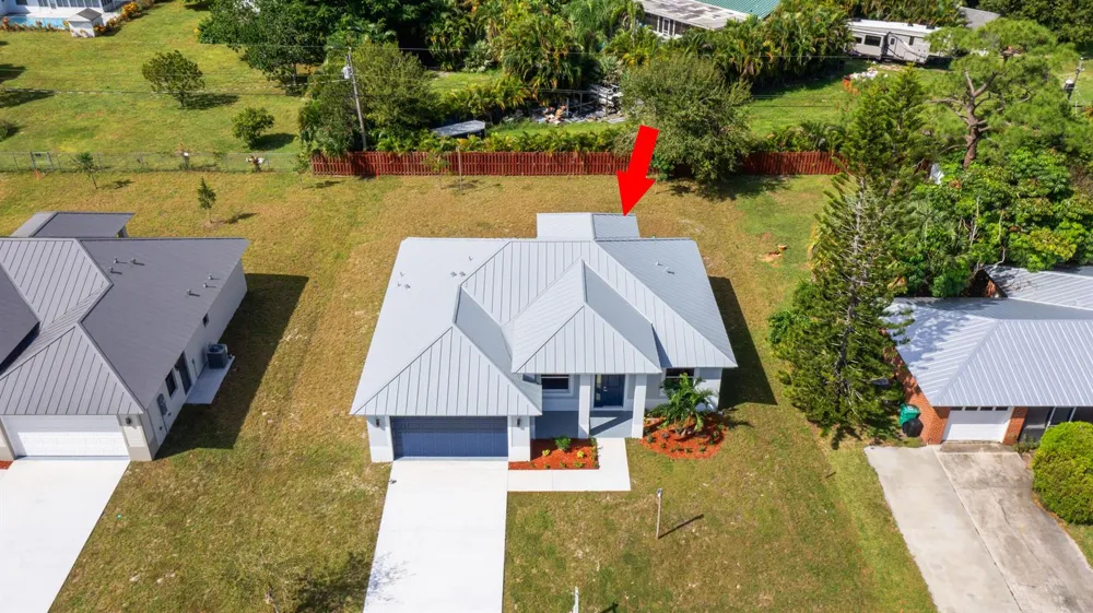 4709 Seagrape Drive Fort Pierce, FL 34945