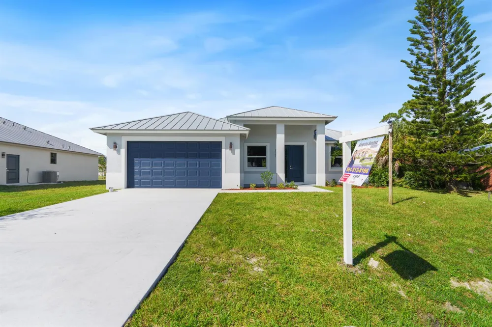 4709 Seagrape Drive Fort Pierce, FL 34945