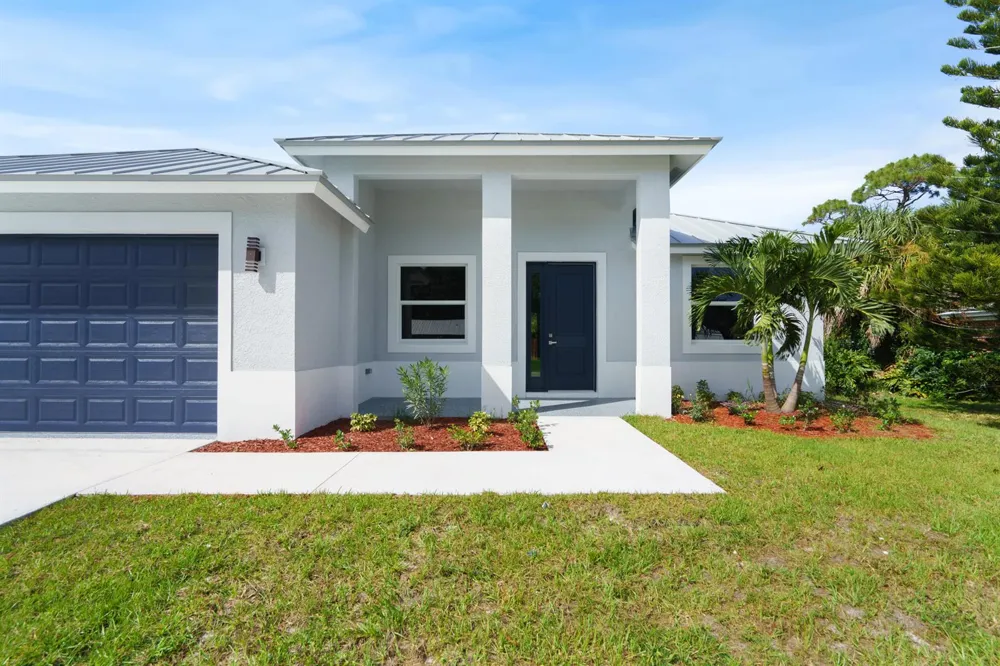4709 Seagrape Drive Fort Pierce, FL 34945