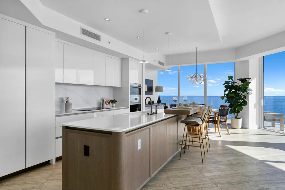 525 Fort Lauderdale Beach Boulevard #1101 Fort Lauderdale, FL 33304