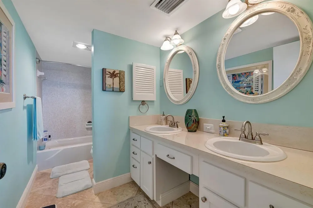 1555 NE Ocean Boulevard #402 Stuart, FL 34996
