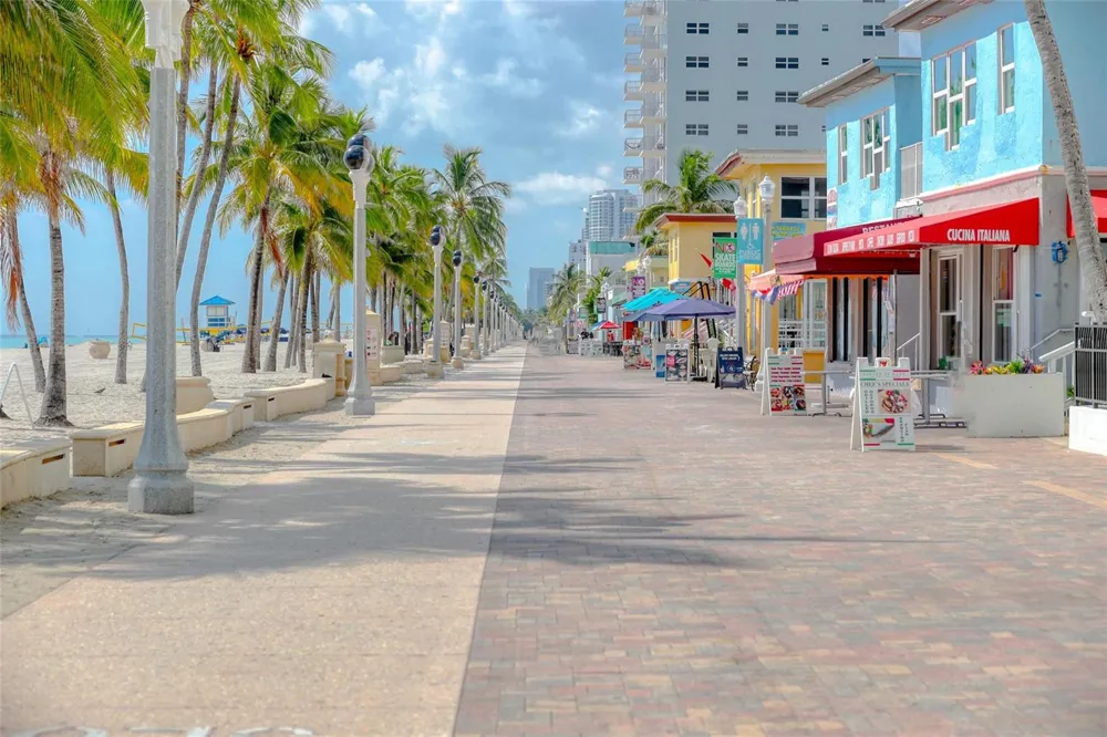 777 Ocean Drive #N522 Hollywood, FL 33019