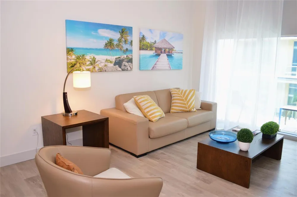 777 Ocean Drive #N522 Hollywood, FL 33019