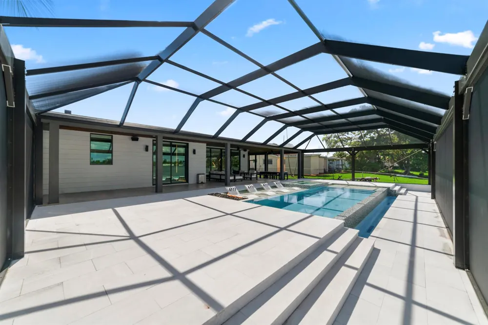 2511 NE 209th Terrace Miami, FL 33180