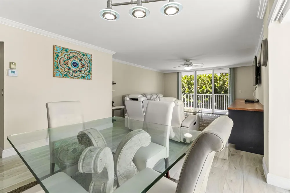 3580 S Ocean Boulevard #2a South Palm Beach, FL 33480