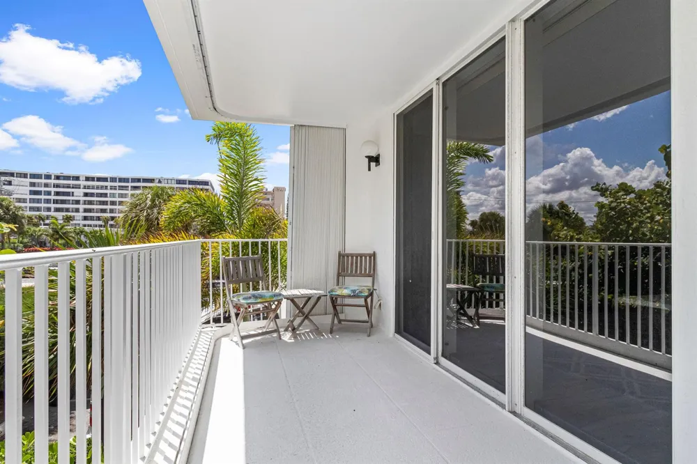 3580 S Ocean Boulevard #2a South Palm Beach, FL 33480