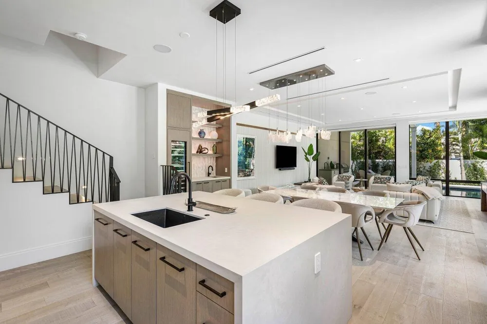 514 NE 7th Avenue Delray Beach, FL 33483