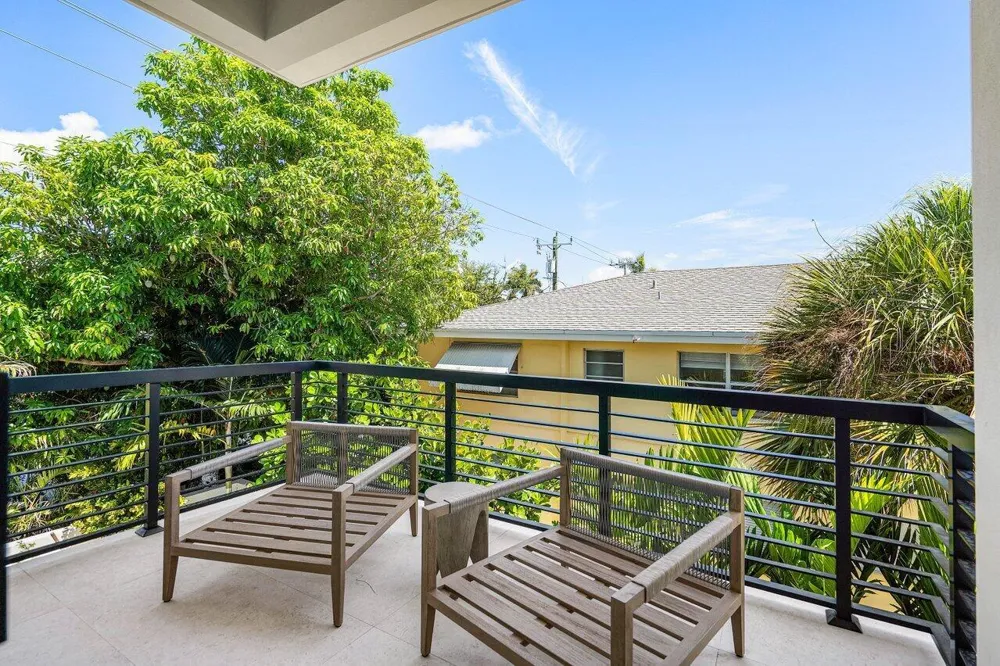 514 NE 7th Avenue Delray Beach, FL 33483