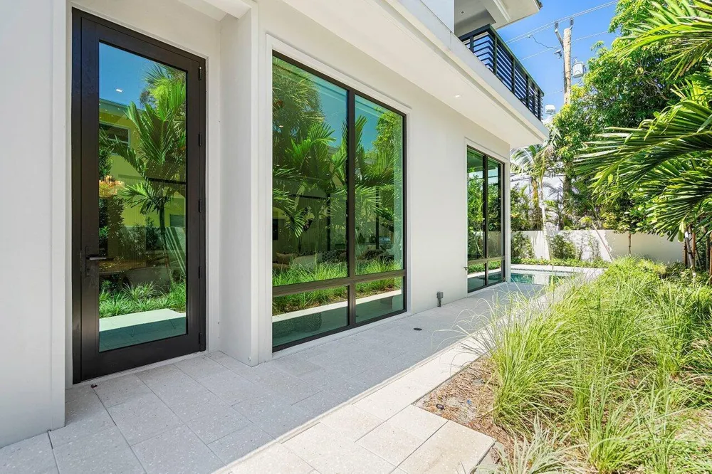514 NE 7th Avenue Delray Beach, FL 33483