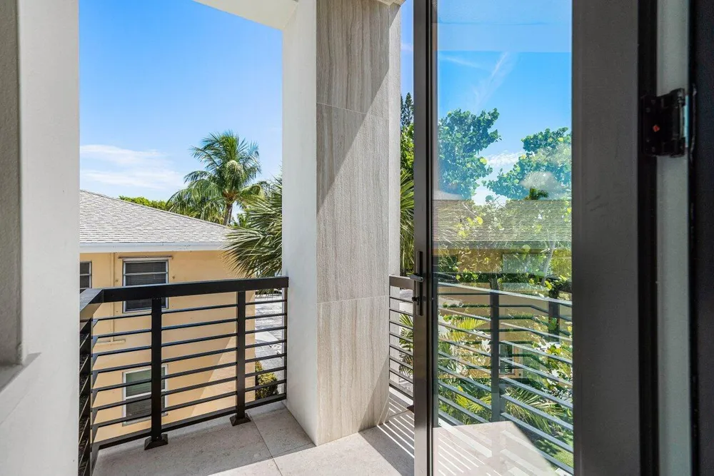 514 NE 7th Avenue Delray Beach, FL 33483