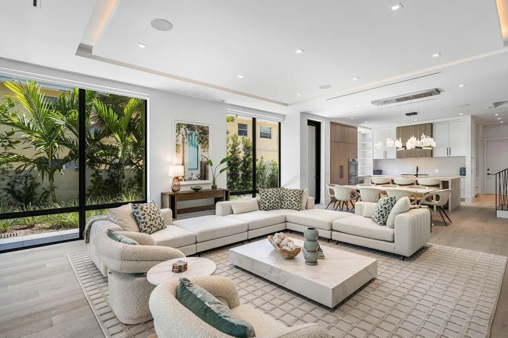 514 NE 7th Avenue Delray Beach, FL 33483