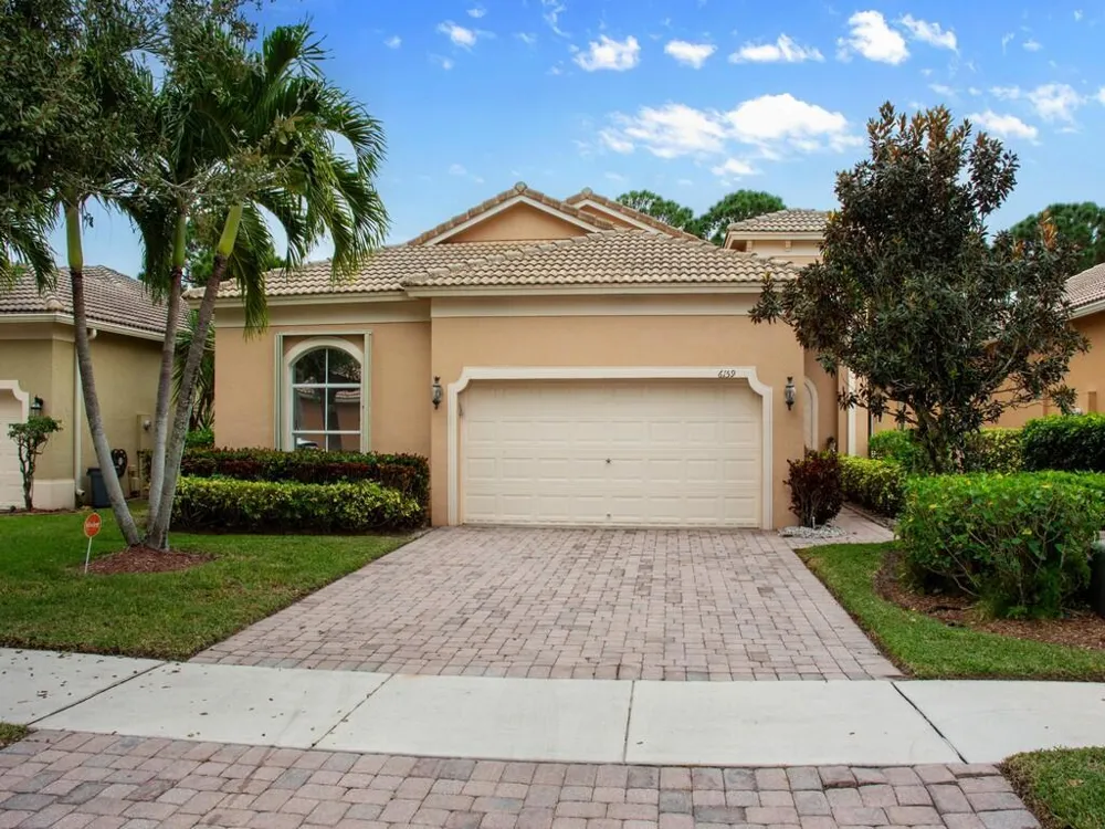 6159 Arlington Way Fort Pierce, FL 34951