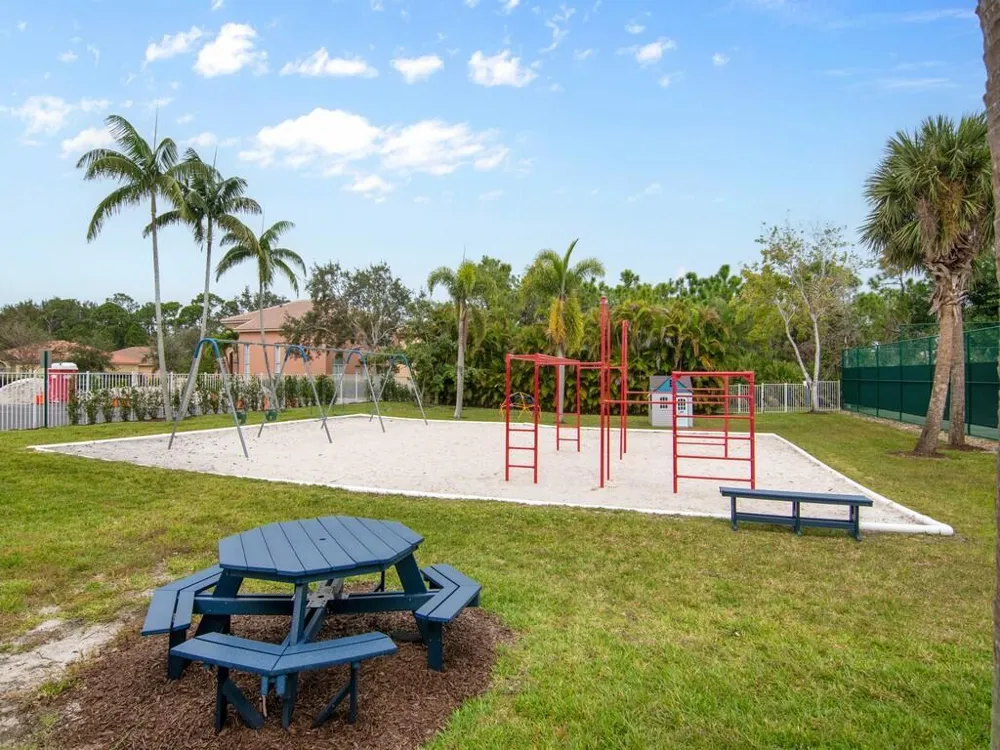 6159 Arlington Way Fort Pierce, FL 34951