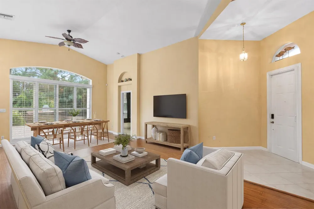 6159 Arlington Way Fort Pierce, FL 34951