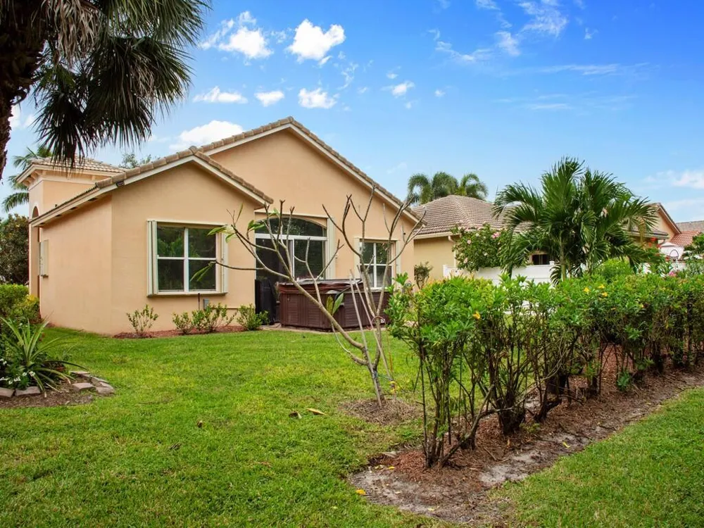 6159 Arlington Way Fort Pierce, FL 34951