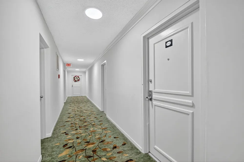 3589 S Ocean Boulevard #608 South Palm Beach, FL 33480