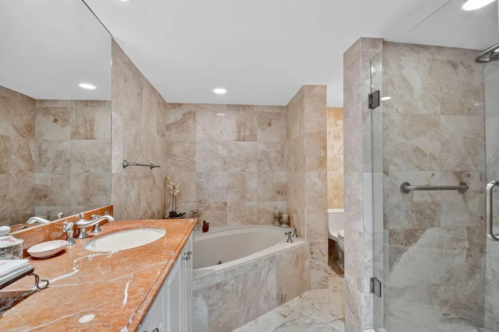 3589 S Ocean Boulevard #608 South Palm Beach, FL 33480