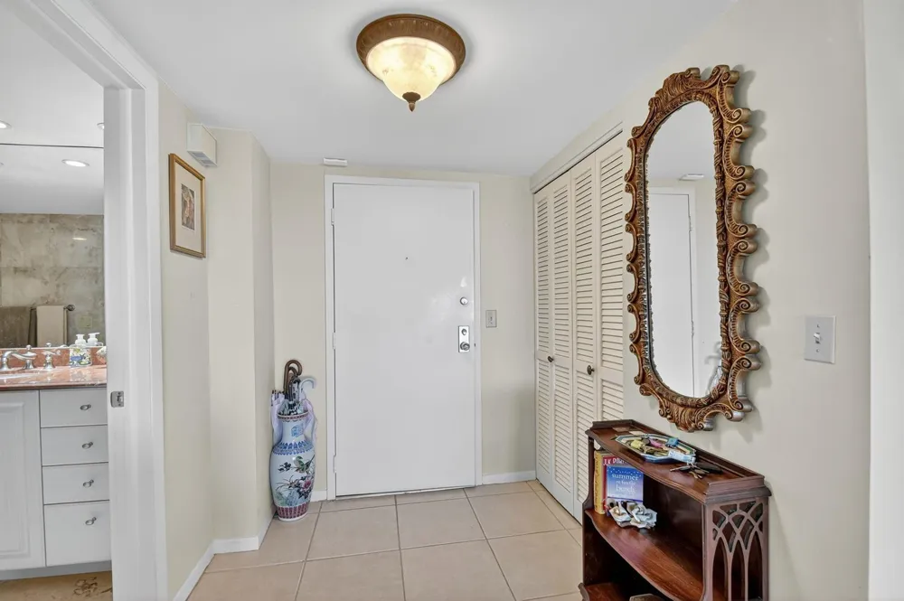 3589 S Ocean Boulevard #608 South Palm Beach, FL 33480