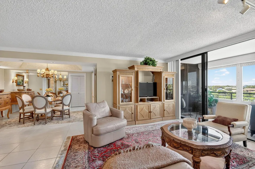 3589 S Ocean Boulevard #608 South Palm Beach, FL 33480