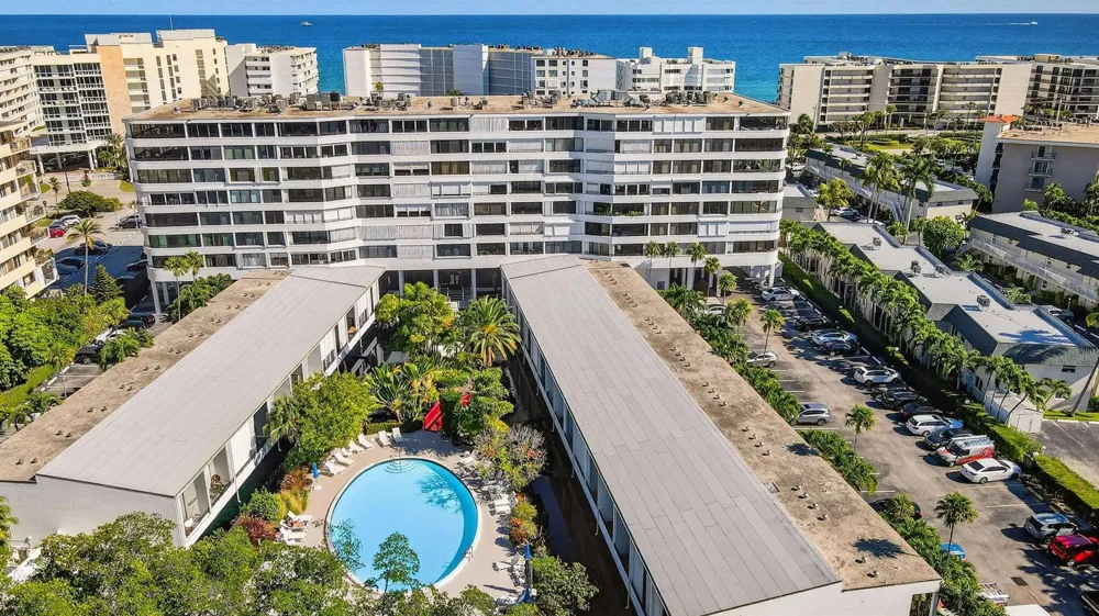 3589 S Ocean Boulevard #608 South Palm Beach, FL 33480