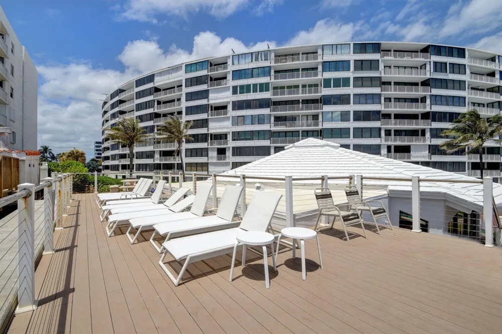 3589 S Ocean Boulevard #608 South Palm Beach, FL 33480