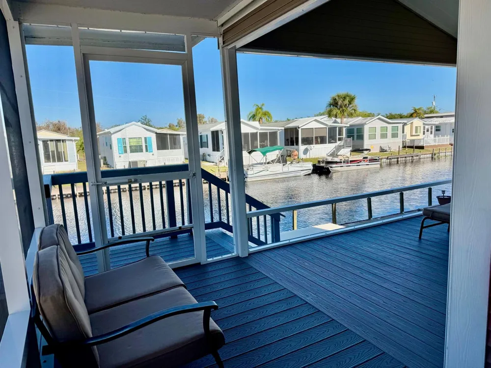 24 Shell Road Okeechobee, FL 34974