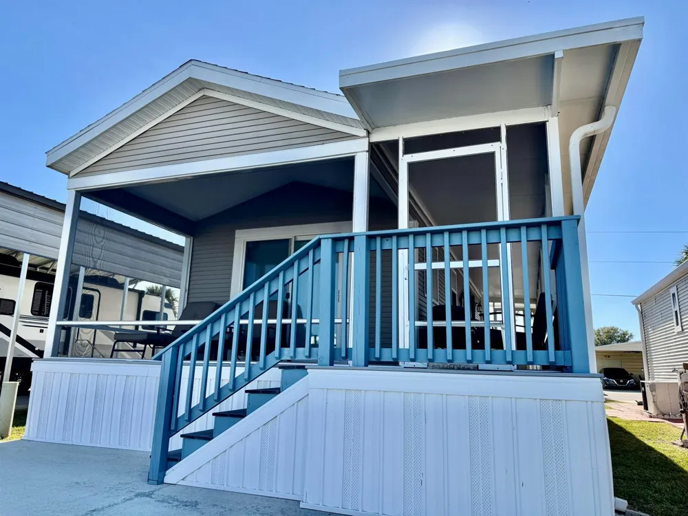 24 Shell Road Okeechobee, FL 34974