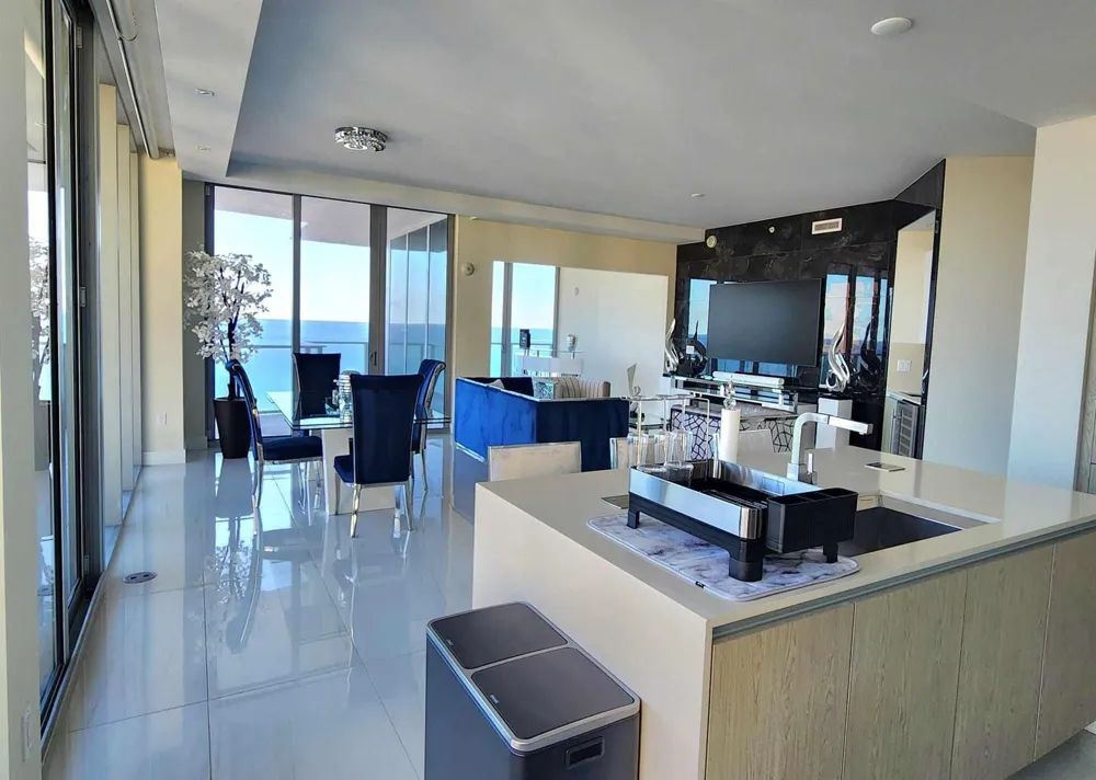 3100 Ocean Drive #H-1503 Singer Island, FL 33404