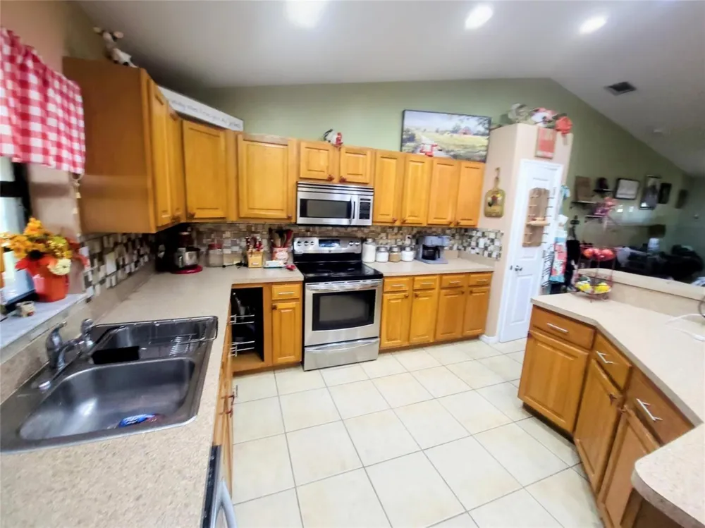 1153 Jerdik Drive Moore Haven, FL 33471