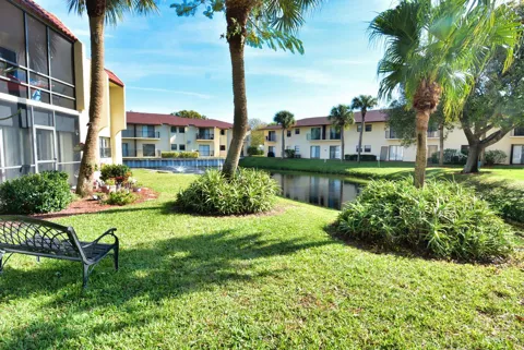 2050 Oleander Boulevard #5-306