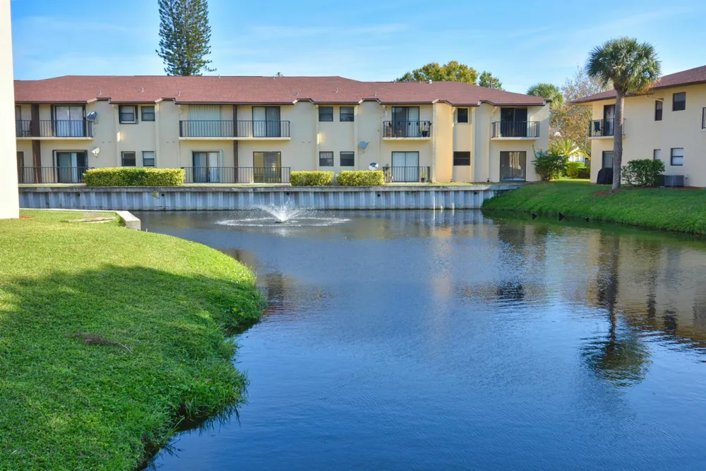 2050 Oleander Boulevard #5-306 Fort Pierce, FL 34950