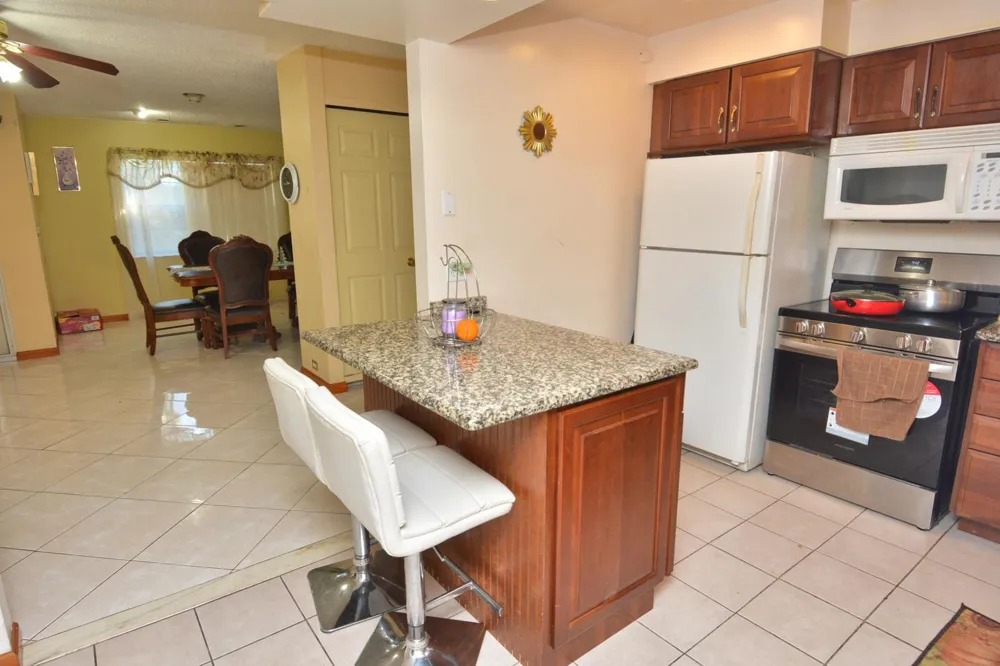 2050 Oleander Boulevard #5-306 Fort Pierce, FL 34950