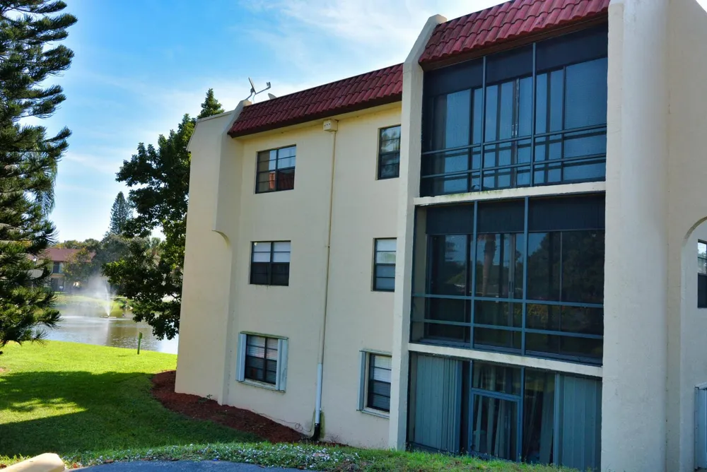 2050 Oleander Boulevard #5-306 Fort Pierce, FL 34950