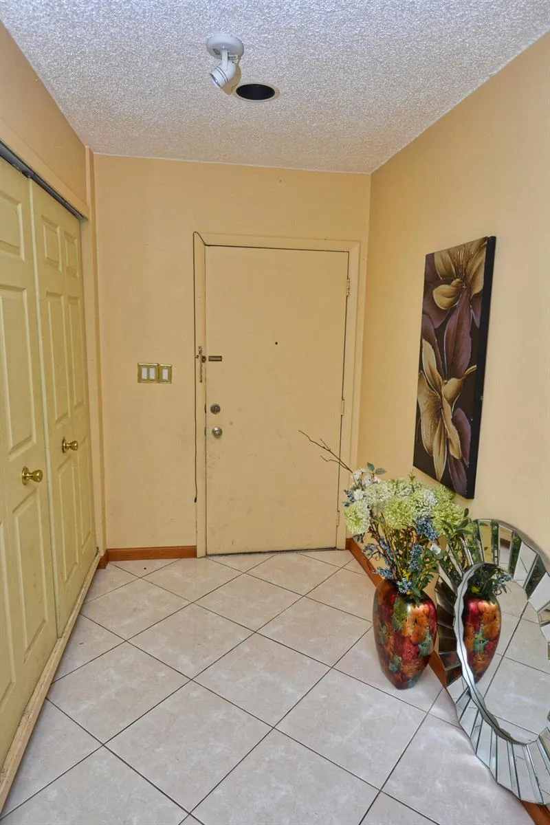 2050 Oleander Boulevard #5-306 Fort Pierce, FL 34950