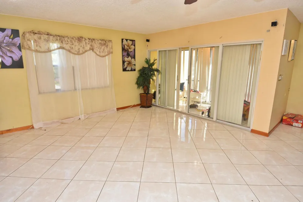 2050 Oleander Boulevard #5-306 Fort Pierce, FL 34950