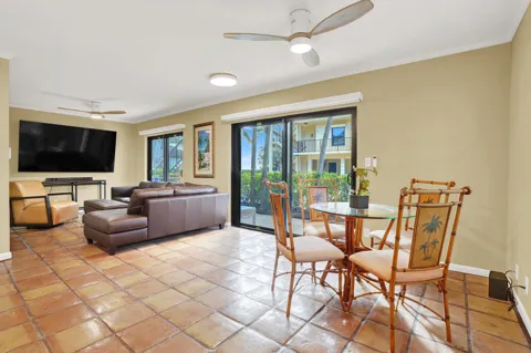300 Inlet Way #2