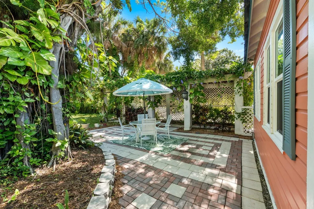 518 2nd Street Fort Pierce, FL 34950
