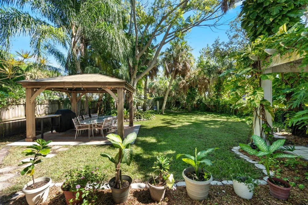 518 2nd Street Fort Pierce, FL 34950