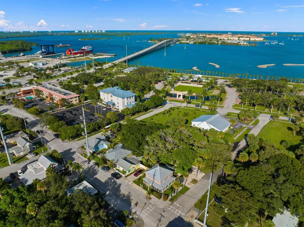 518 2nd Street Fort Pierce, FL 34950