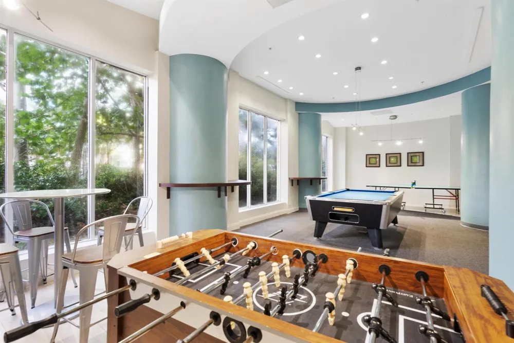 4001 S Ocean Drive #8E Hollywood, FL 33019
