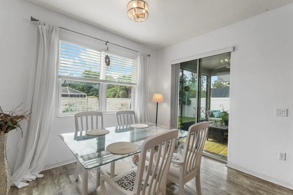 110 65th Avenue E Bradenton, FL 34203