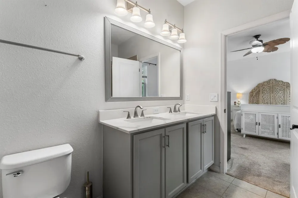110 65th Avenue E Bradenton, FL 34203