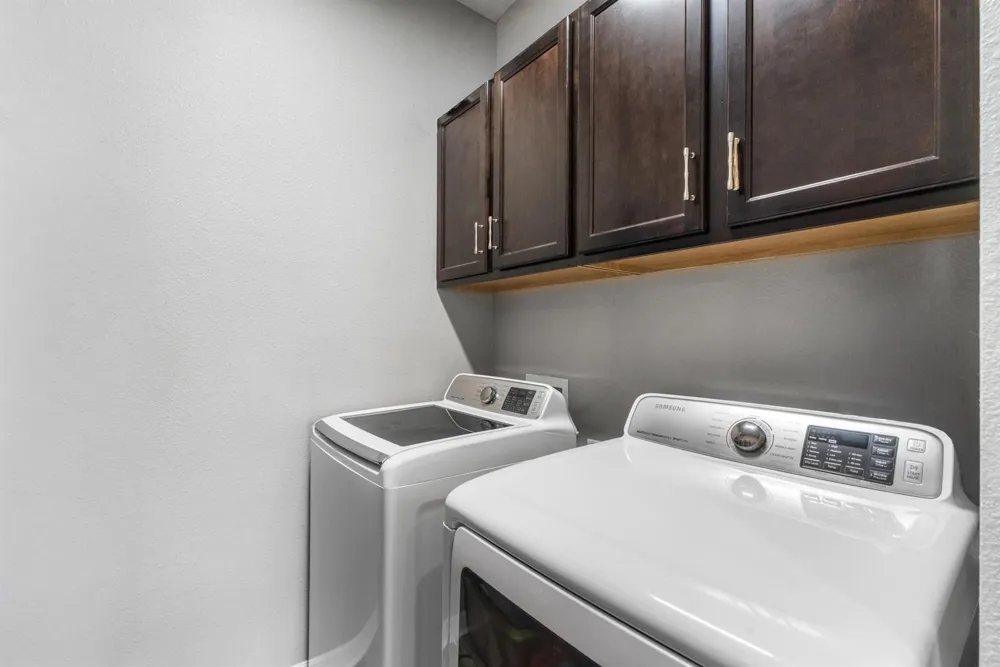 110 65th Avenue E Bradenton, FL 34203