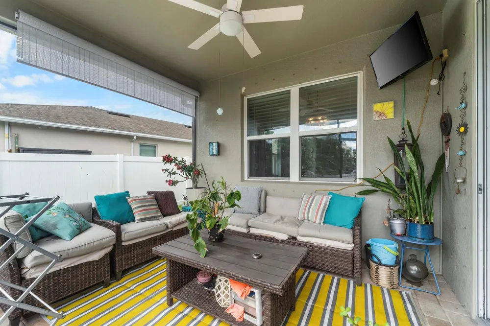 110 65th Avenue E Bradenton, FL 34203