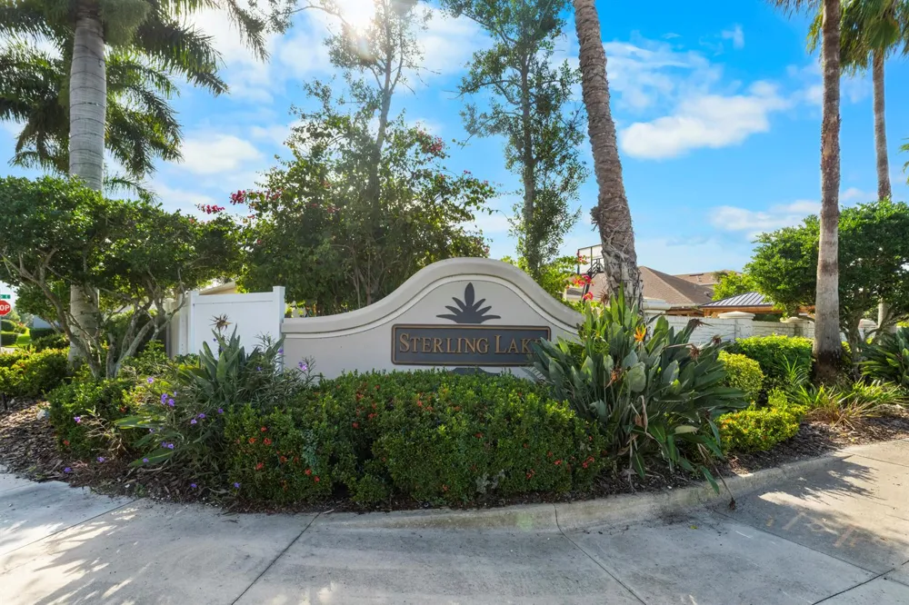 110 65th Avenue E Bradenton, FL 34203