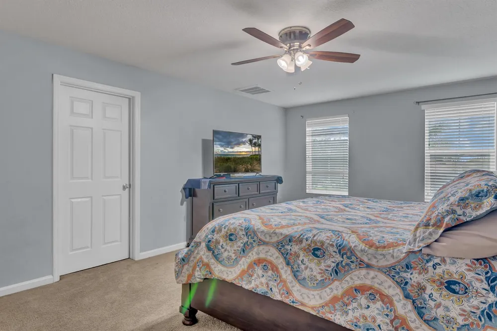 1615 Lexington Square SW Vero Beach, FL 32962