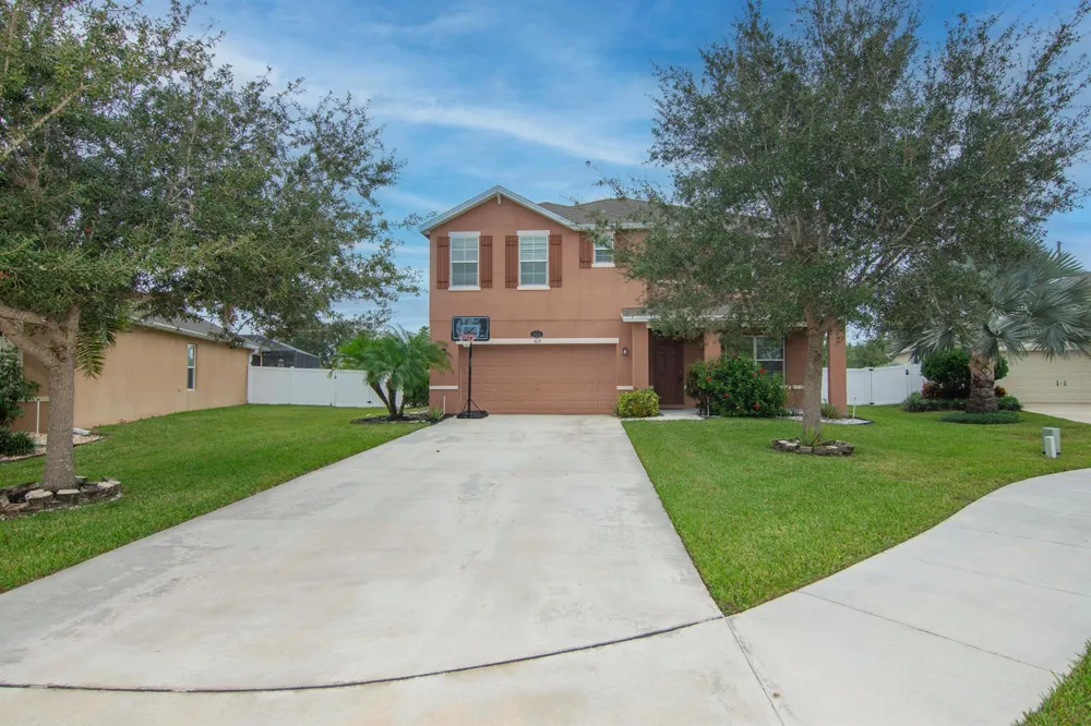 1615 Lexington Square SW Vero Beach, FL 32962
