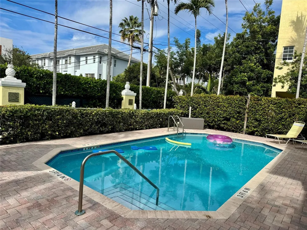 2660 NE 8th Avenue #211 Wilton Manors, FL 33334